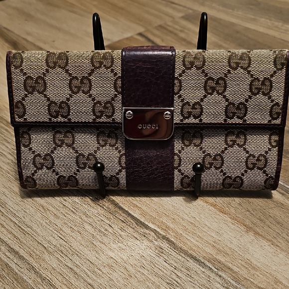 Gucci Brown Monogram GG Long Double Sided Snap Wallet Clutch